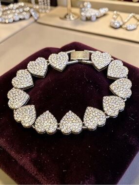 Dvacaman Pave Heart Link Bracelet - Silver